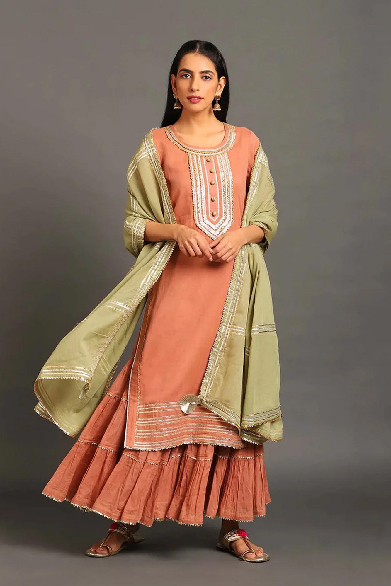 Maahi Kurta Sharara Set