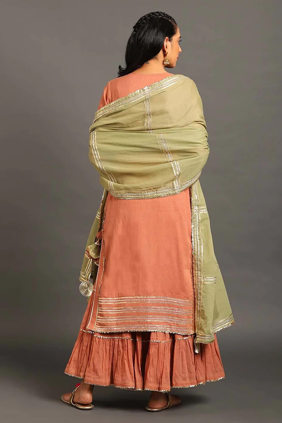 Maahi Kurta Sharara Set
