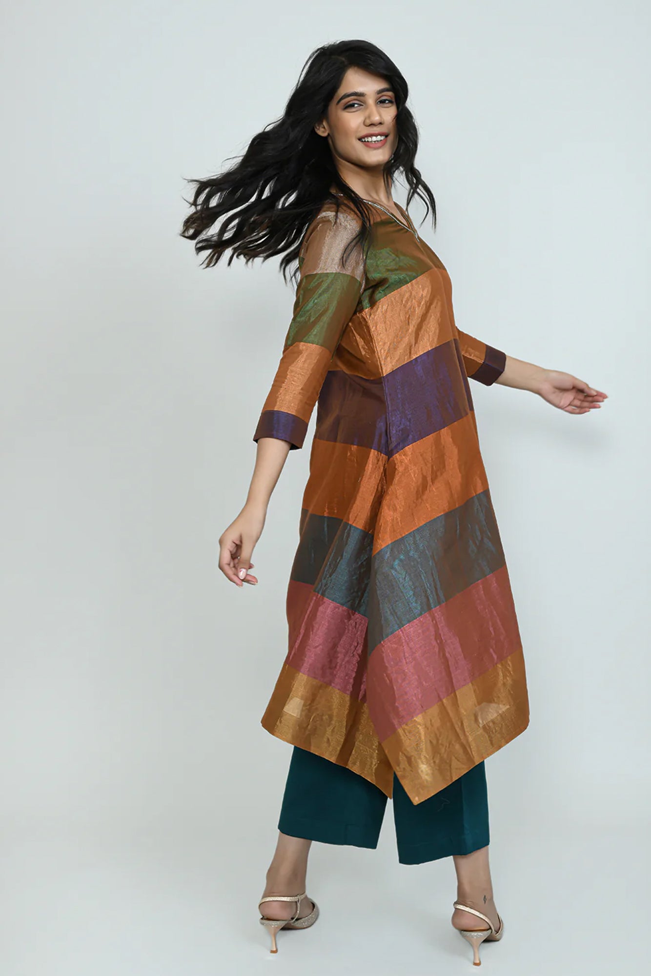 Eighth Wonder Tissue Kurta Set