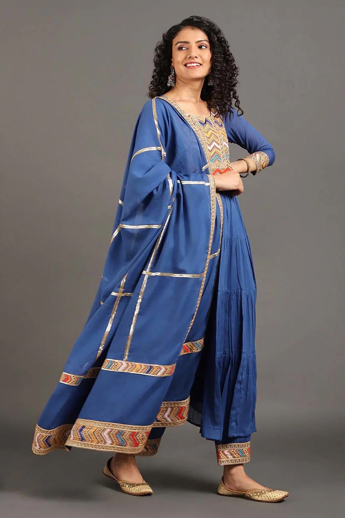 Neeli Rangeeli Fiza