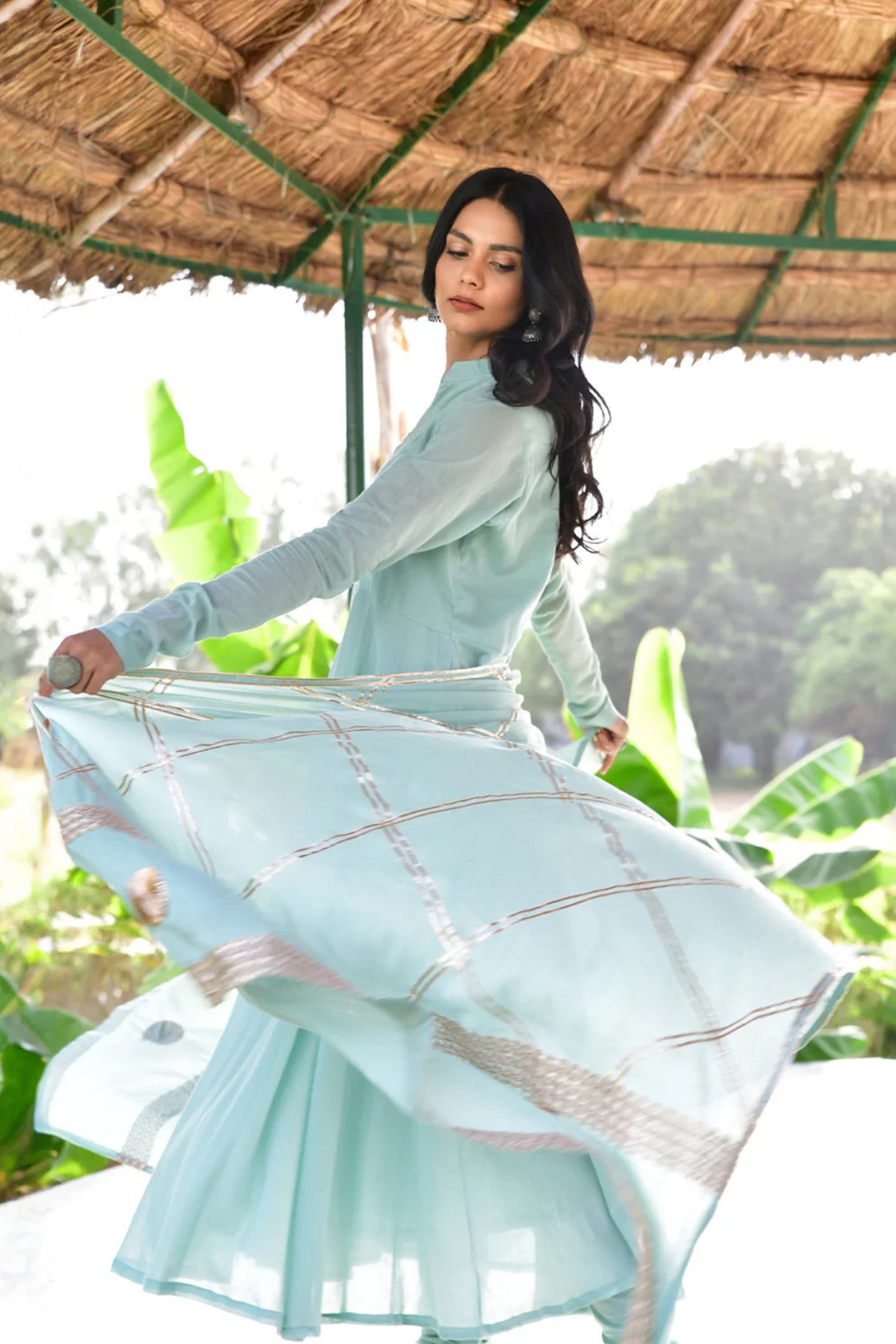 Gagan Paavni Anarkali Set