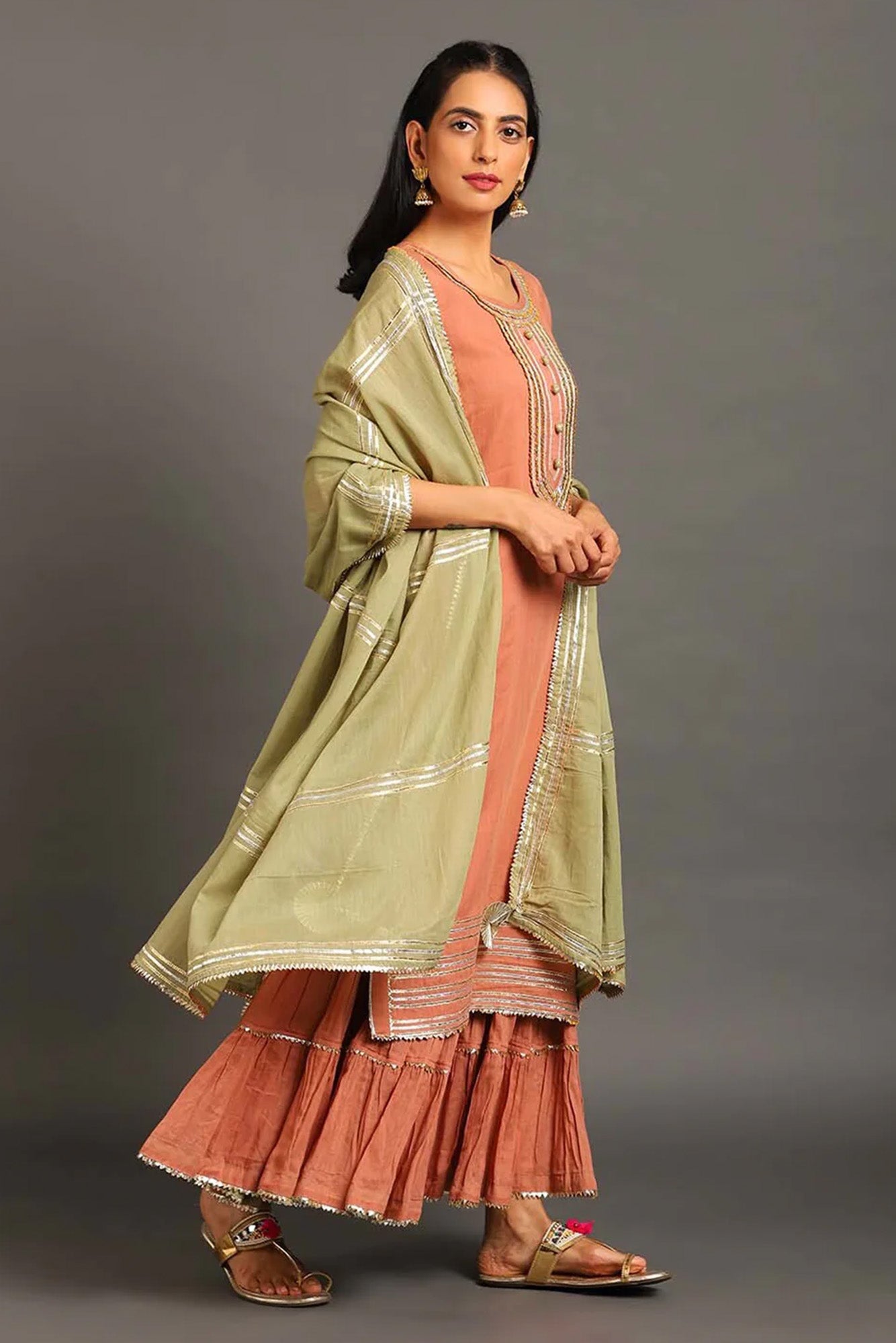 Maahi Kurta Sharara Set
