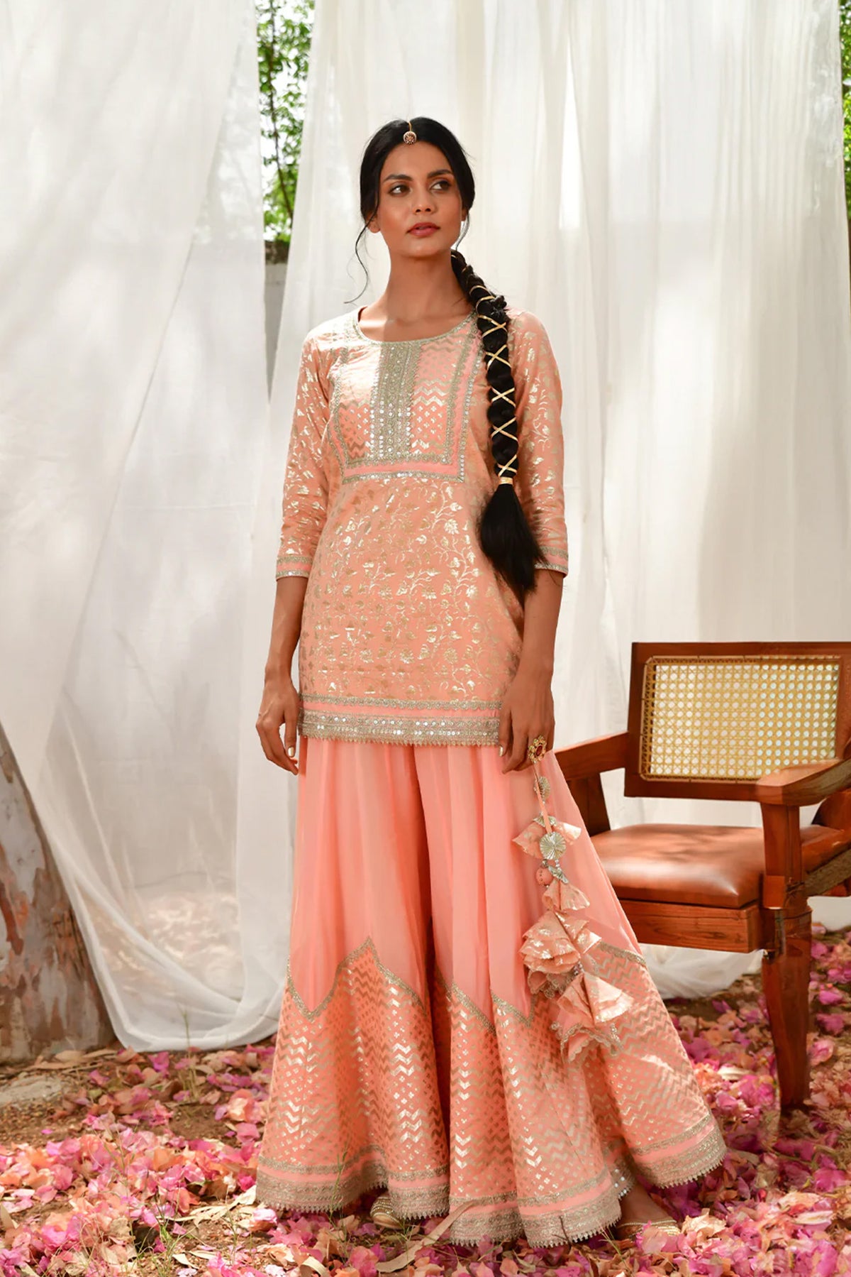 Zohra Sharara Set