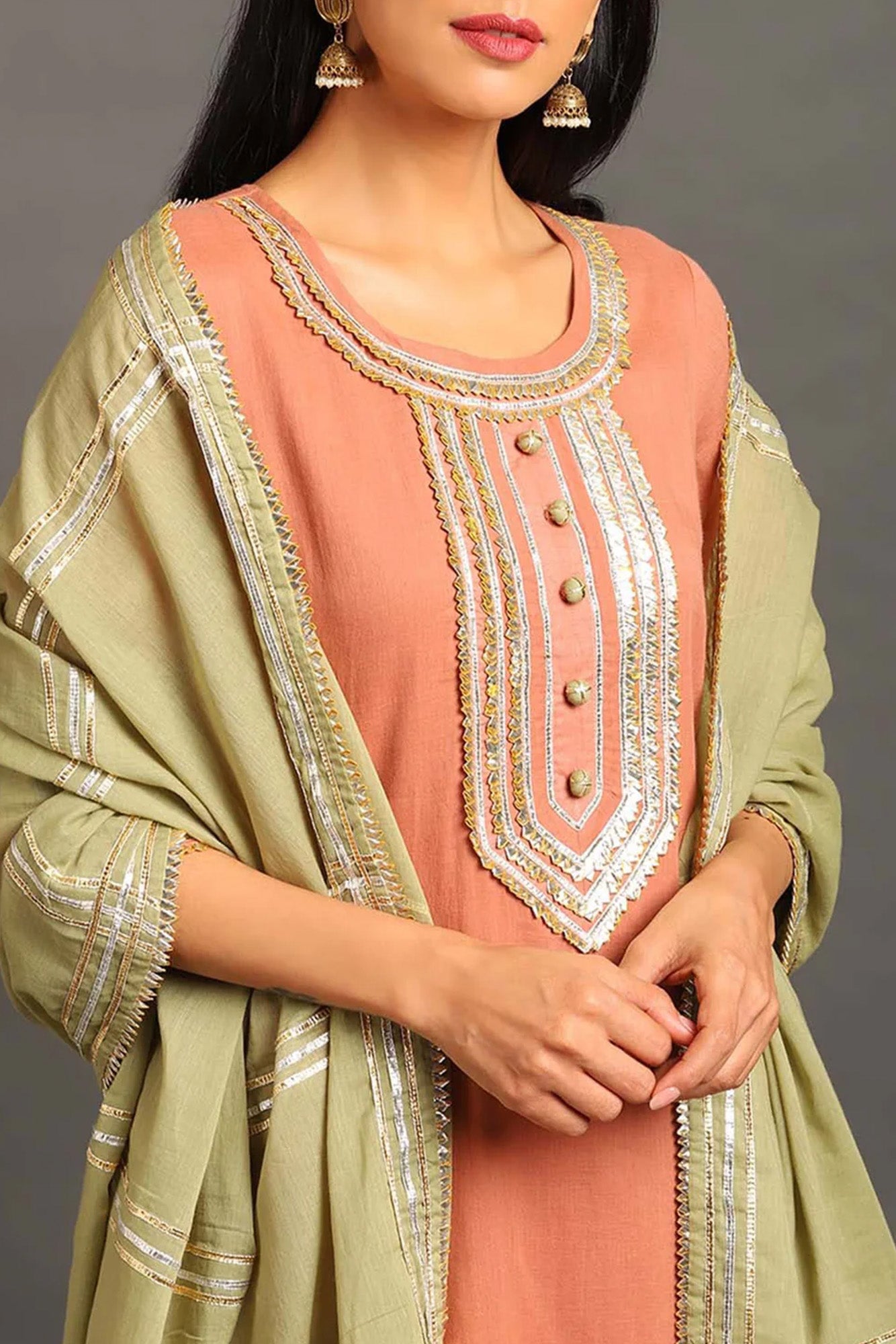 Maahi Kurta Sharara Set