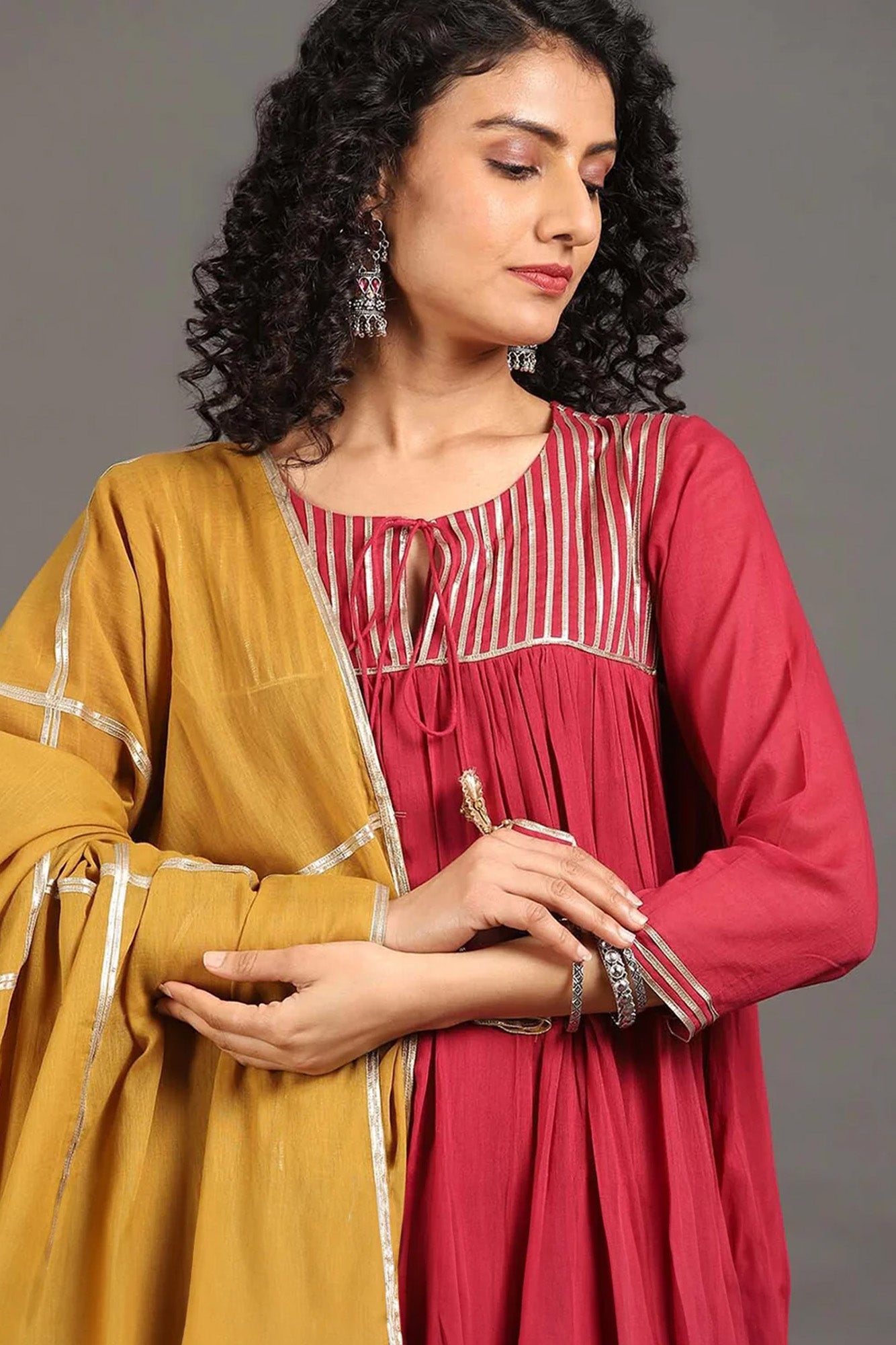 Gulabi Shama Kurta Pants Set