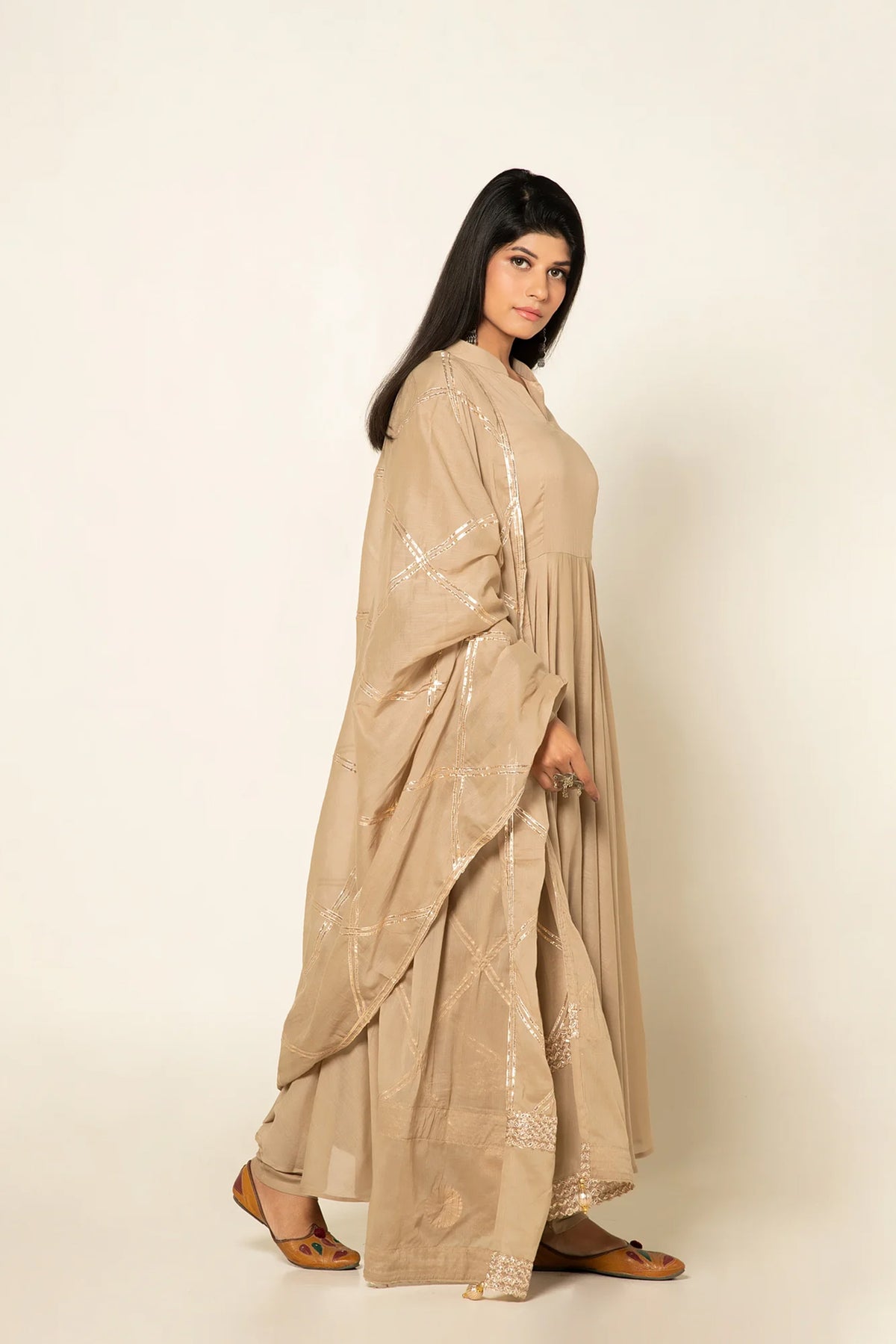 Dhara Paavni Anarkali Suit