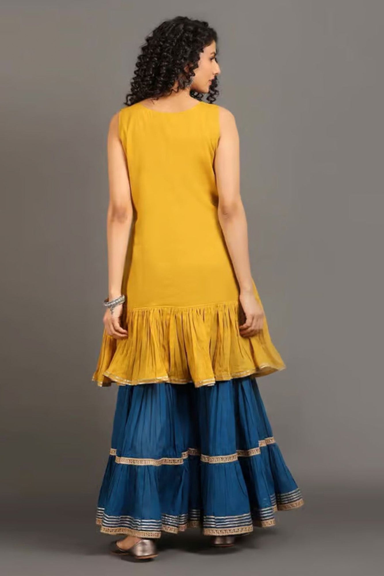 Casa Nargis Sharara Set