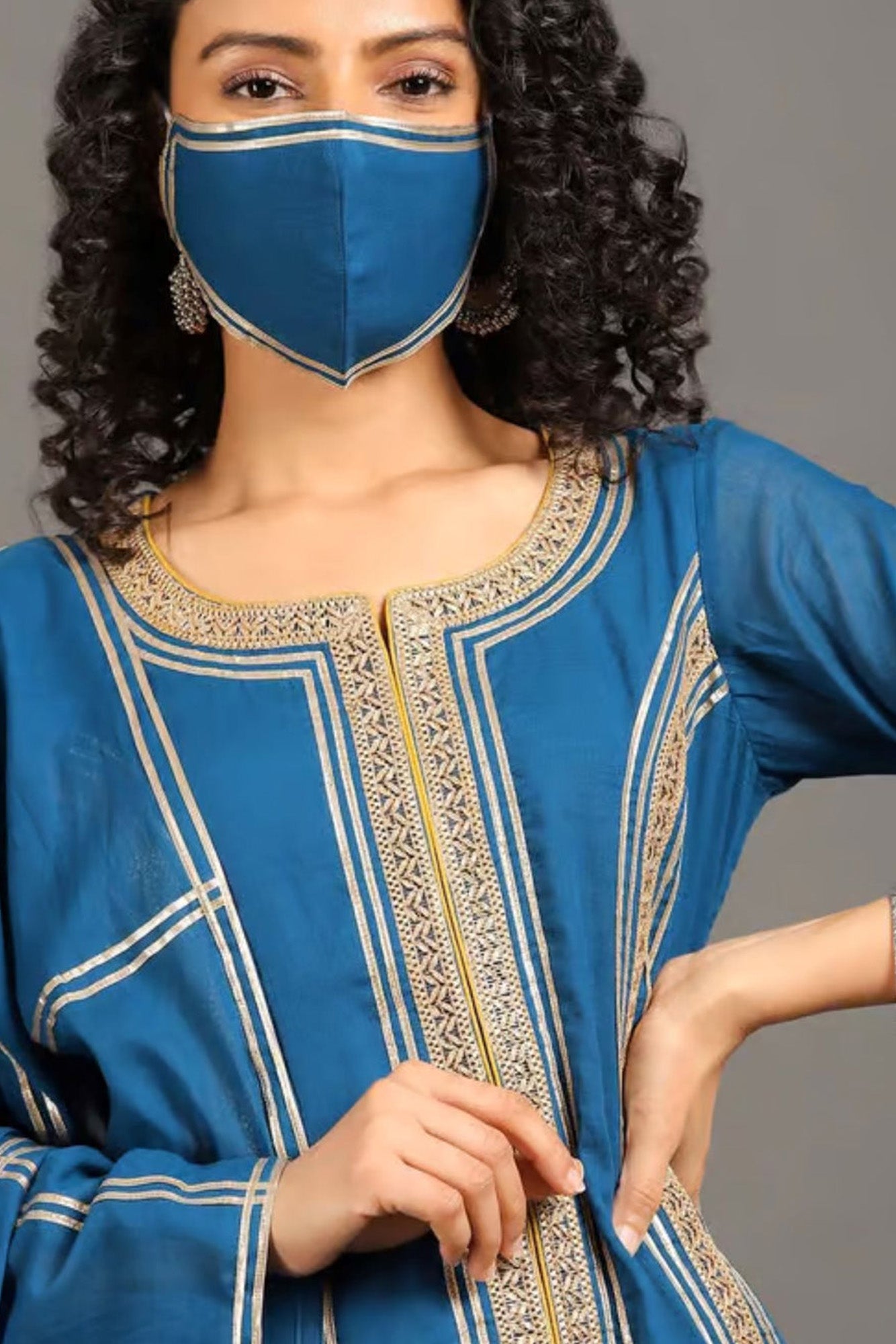 Casa Nargis Sharara Set