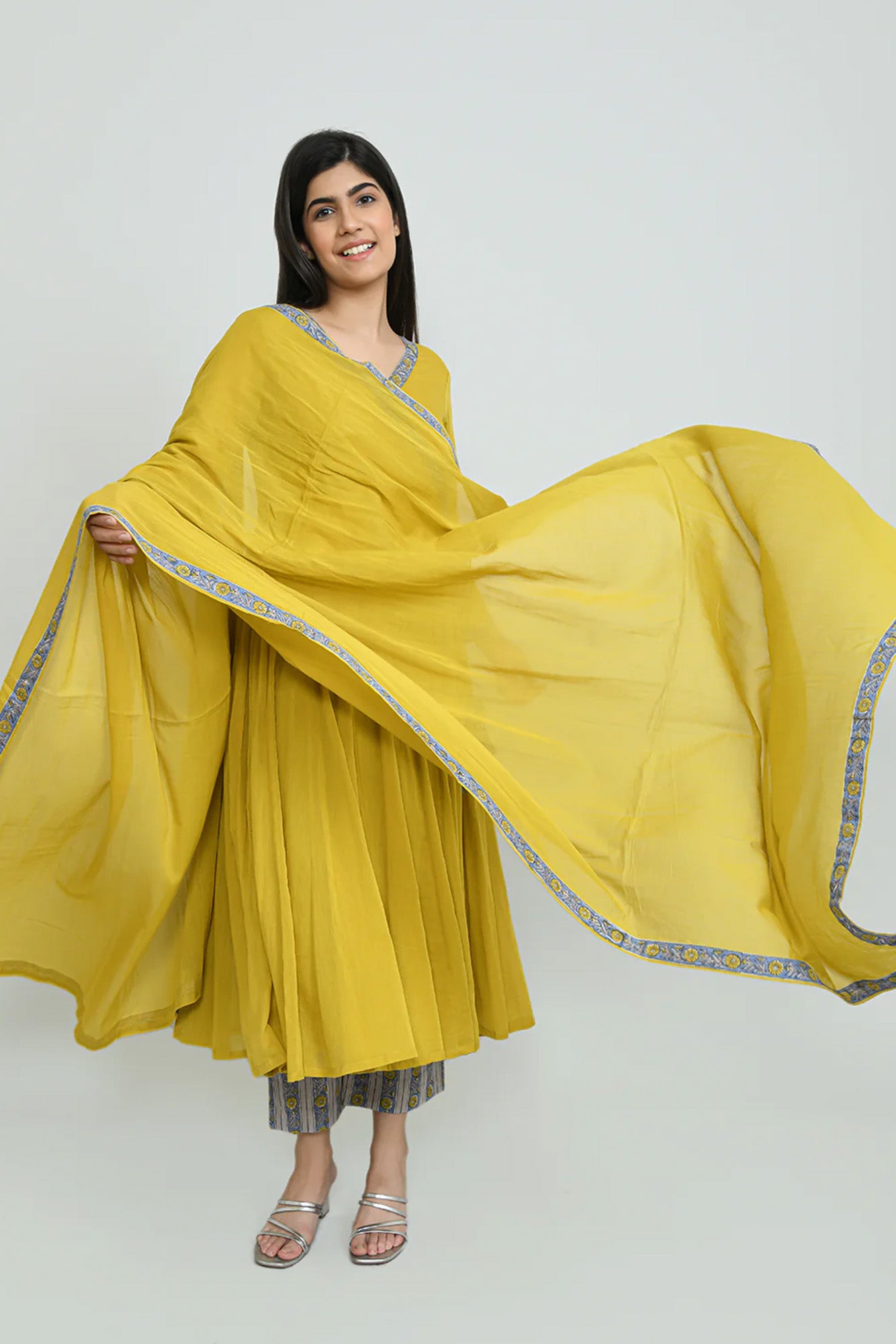Suhani Sarson Angarkha Suit