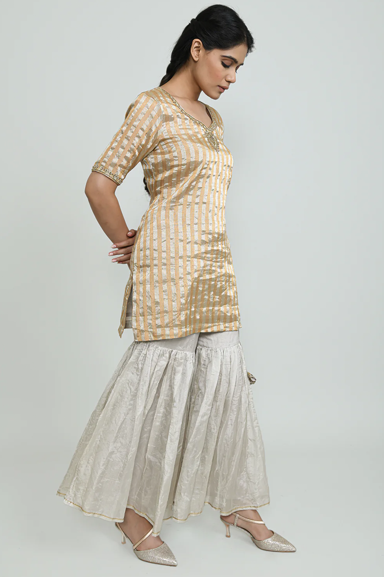 Waheeda Tissue Kurta Set