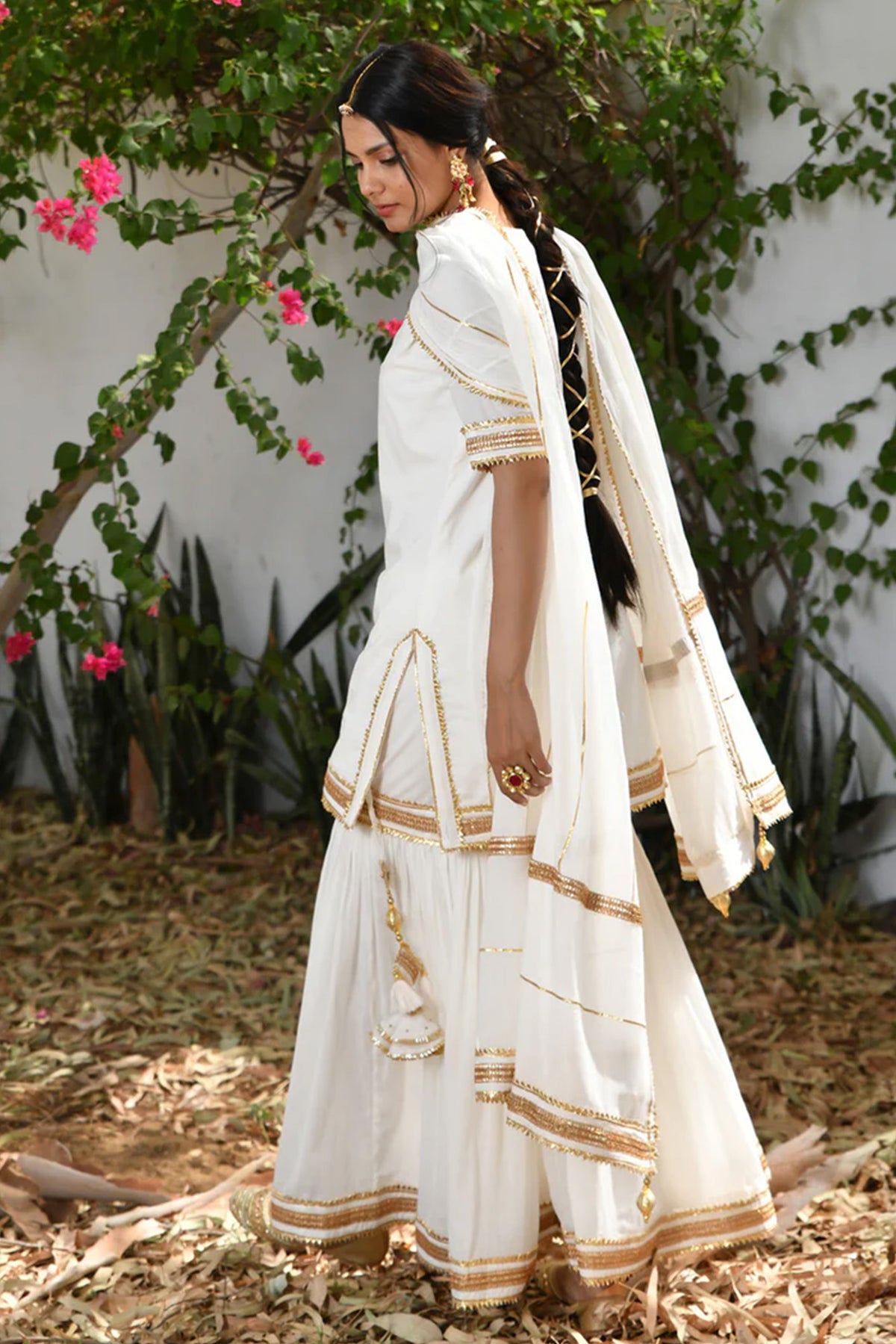 Chanda Sharara Set
