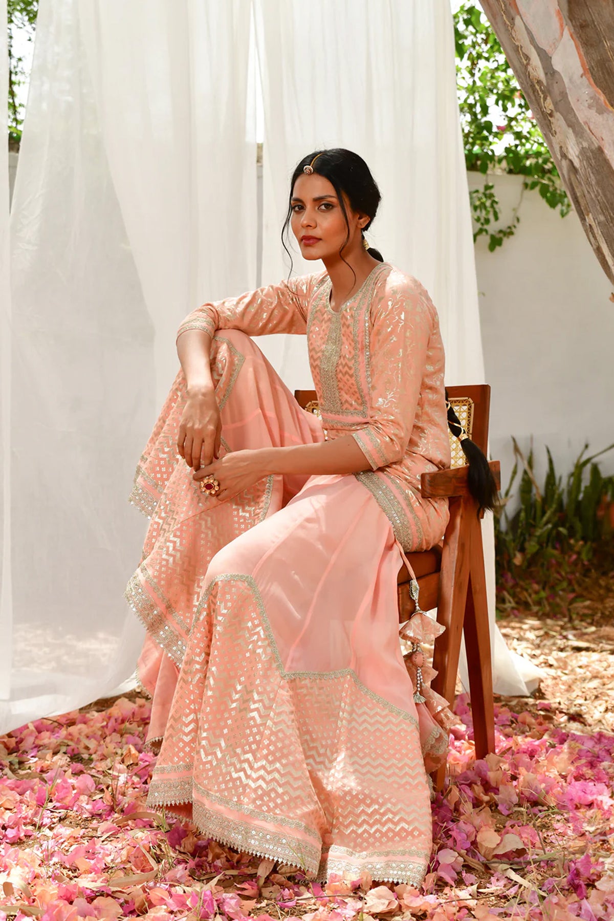 Zohra Sharara Set